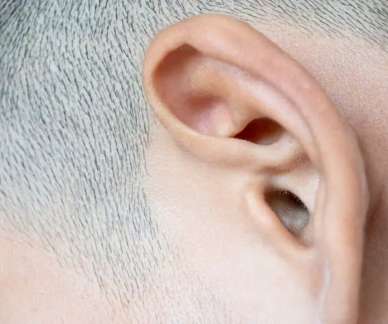 Comment enlever un bouchon dans l'oreille Soi-même ?
