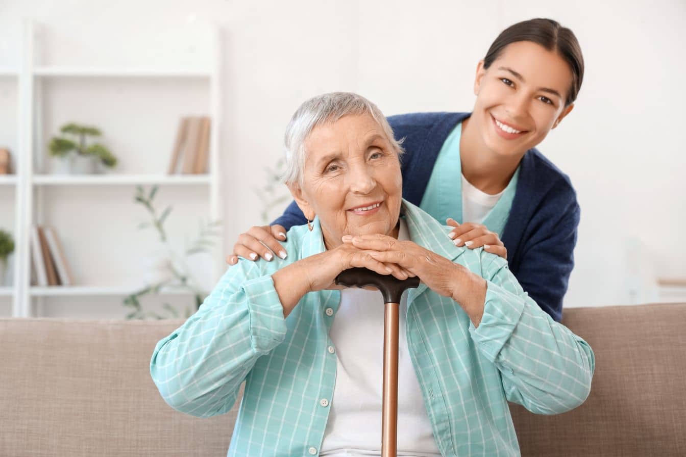 Accompagner la perte d'autonomie : comprendre les dispositifs d'aide pour les seniors